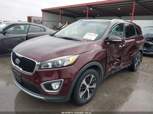 5XYPH4A50JG363130 2018 KIA SORENTO - Image 2