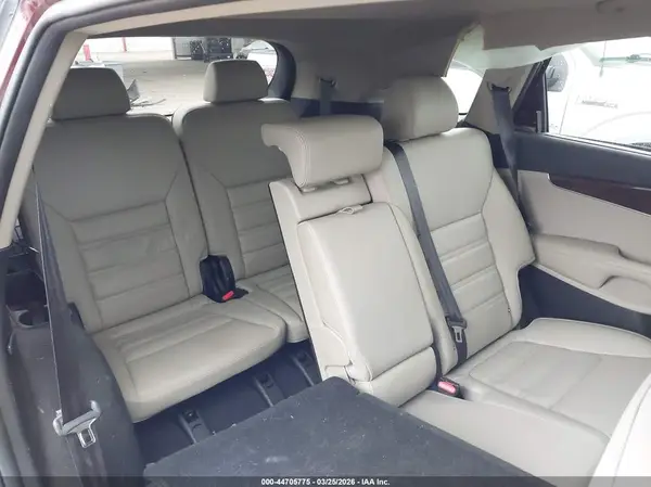 5XYPH4A50JG363130 2018 KIA SORENTO - Image 8