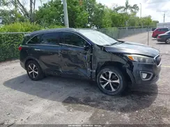 5XYPH4A50JG374712 2018 KIA SORENTO
