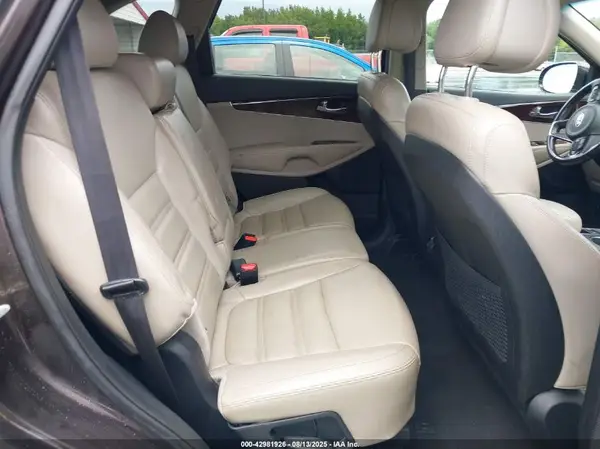 5XYPH4A51GG040097 2016 KIA SORENTO - Image 8