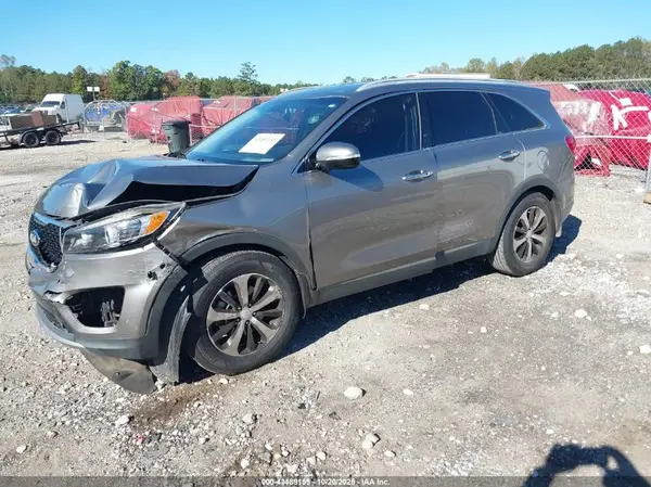 5XYPH4A51HG235098 2017 KIA SORENTO - Image 2