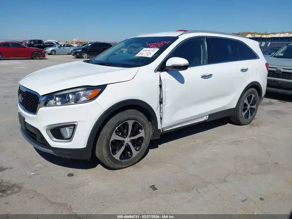 5XYPH4A51JG409726 2018 KIA SORENTO - Image 2