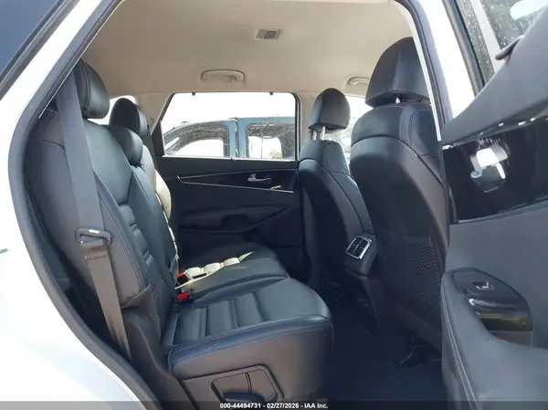 5XYPH4A51JG409726 2018 KIA SORENTO - Image 8