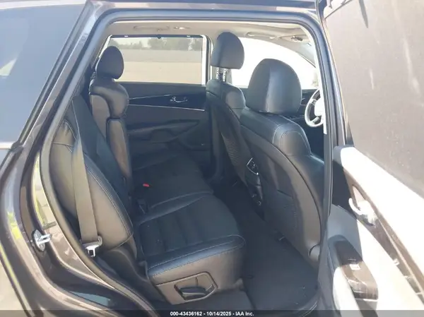 5XYPH4A51KG508094 2019 KIA SORENTO - Image 8