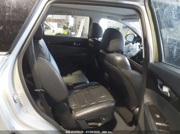 5XYPH4A51LG666937 2020 KIA SORENTO - Image 8