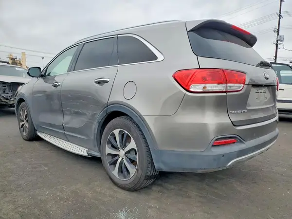 5XYPH4A52GG043932 2016 KIA SORENTO - Image 2