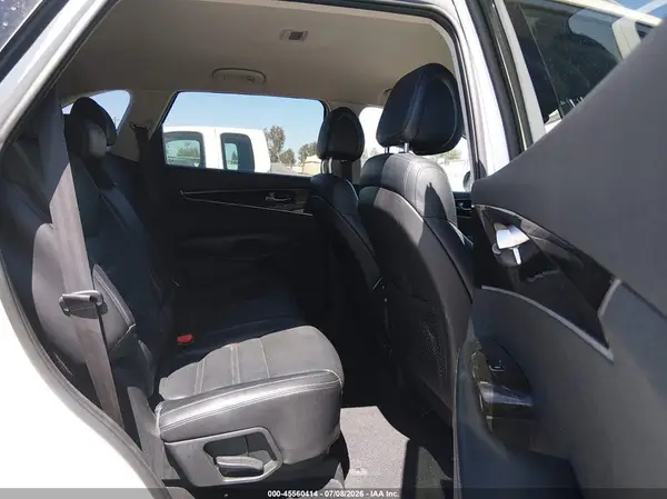 5XYPH4A52GG079815 2016 KIA SORENTO - Image 8