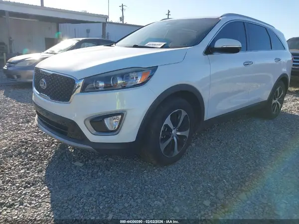 5XYPH4A52GG092080 2016 KIA SORENTO - Image 2