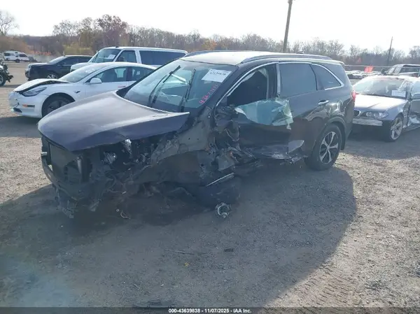5XYPH4A52GG093777 2016 KIA SORENTO - Image 2