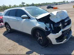 5XYPH4A52GG105832 2016 KIA SORENTO
