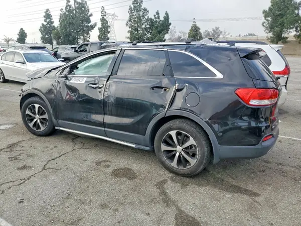 5XYPH4A52GG106561 2016 KIA SORENTO - Image 2