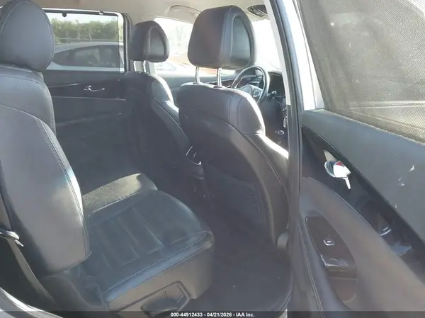 5XYPH4A52GG161933 2016 KIA SORENTO - Image 8