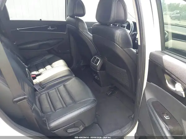 5XYPH4A52GG176822 2016 KIA SORENTO - Image 8