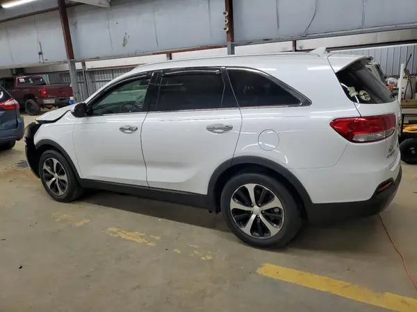5XYPH4A52JG340643 2018 KIA SORENTO - Image 2