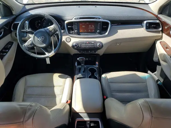 5XYPH4A52JG340660 2018 KIA SORENTO - Image 8