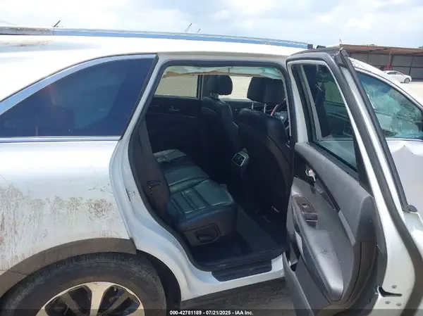5XYPH4A52JG405118 2018 KIA SORENTO - Image 8
