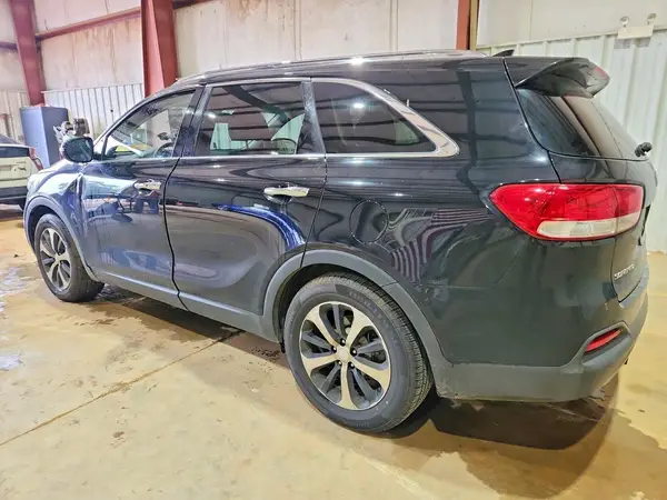 5XYPH4A52JG411646 2018 KIA SORENTO - Image 2