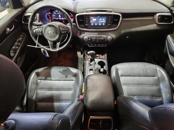5XYPH4A52JG411646 2018 KIA SORENTO - Image 8