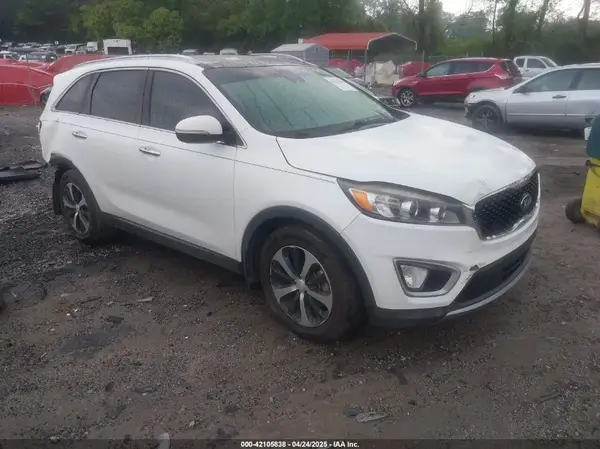 5XYPH4A52JG419049 2018 KIA SORENTO - Image 1