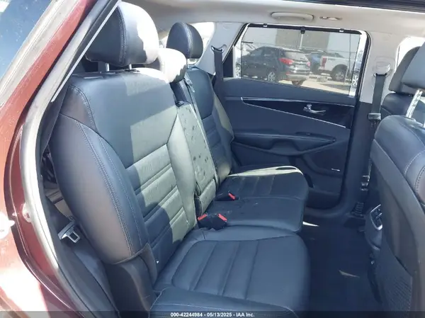 5XYPH4A52KG509349 2019 KIA SORENTO - Image 8
