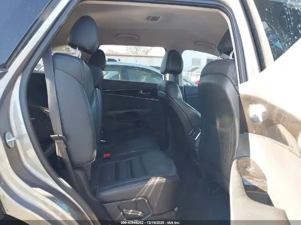 5XYPH4A53GG096381 2016 KIA SORENTO - Image 8