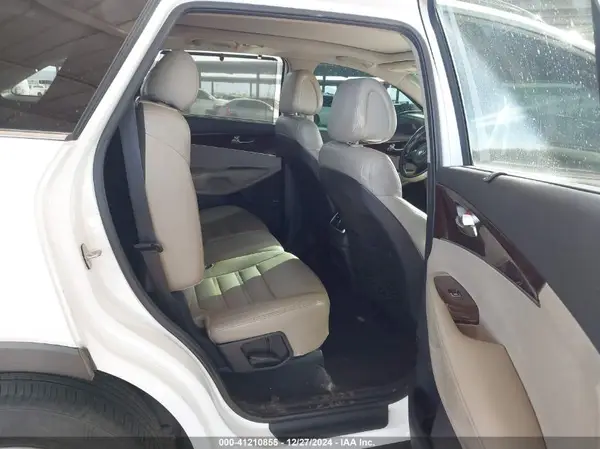 5XYPH4A53GG105242 2016 KIA SORENTO - Image 8