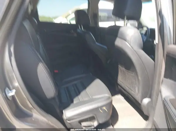 5XYPH4A53HG202040 2017 KIA SORENTO - Image 8