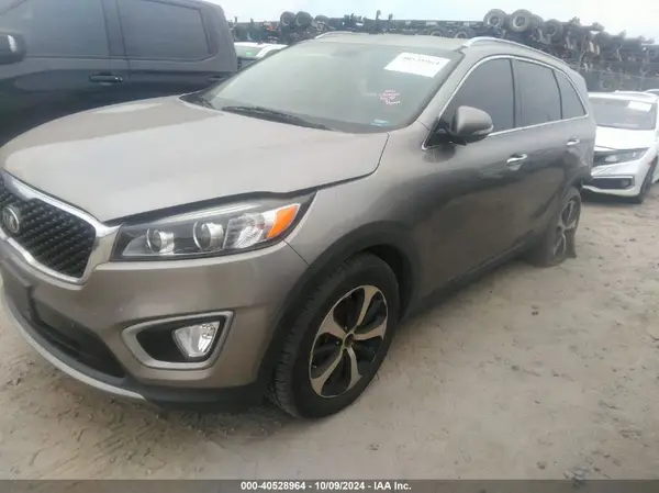 5XYPH4A53HG298364 2017 KIA SORENTO - Image 2