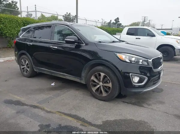 5XYPH4A53JG420520 2018 KIA SORENTO - Image 1