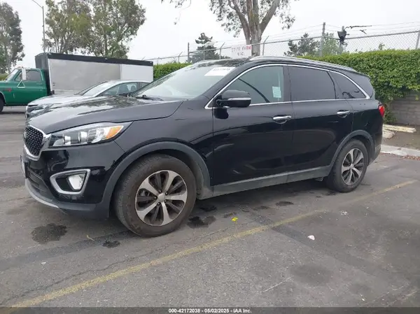 5XYPH4A53JG420520 2018 KIA SORENTO - Image 2
