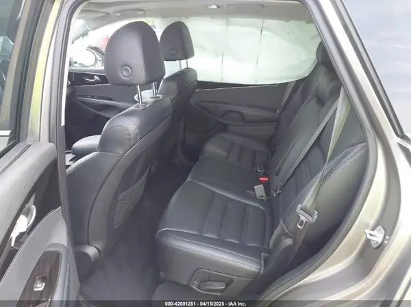 5XYPH4A53KG448979 2019 KIA SORENTO - Image 8