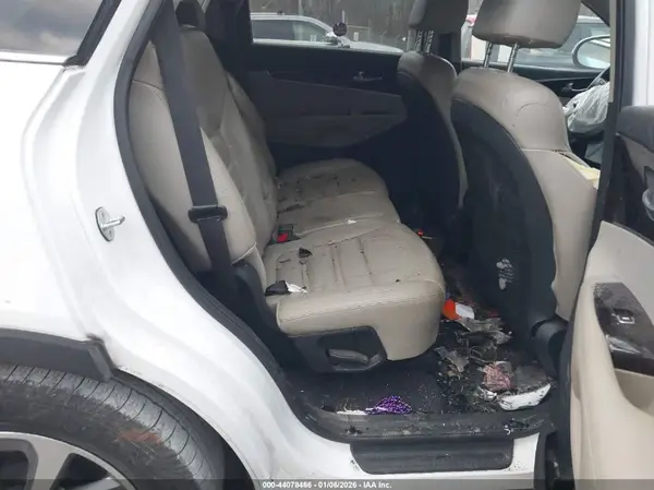 5XYPH4A53KG467421 2019 KIA SORENTO - Image 8