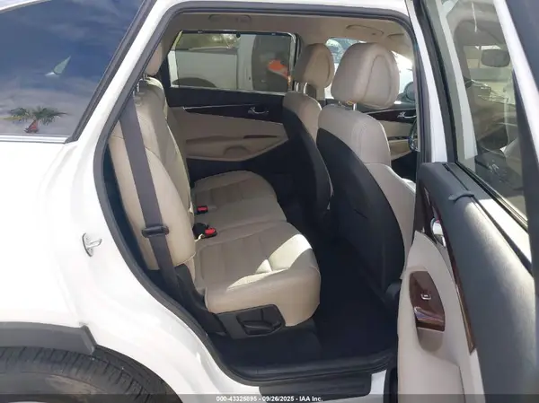 5XYPH4A54GG149296 2016 KIA SORENTO - Image 8