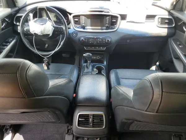 5XYPH4A54HG203990 2017 KIA SORENTO - Image 8