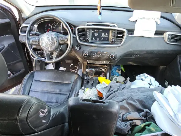 5XYPH4A54JG361087 2018 KIA SORENTO - Image 8
