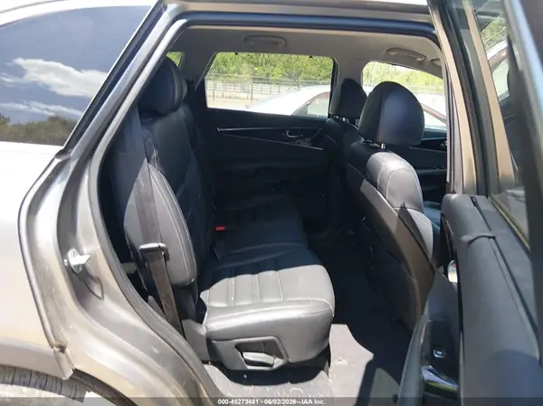 5XYPH4A54JG383770 2018 KIA SORENTO - Image 8