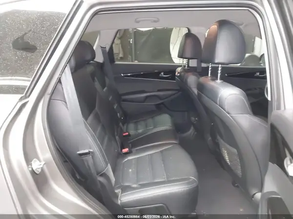 5XYPH4A54KG432807 2019 KIA SORENTO - Image 8