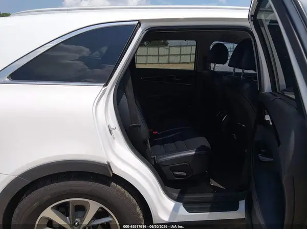 5XYPH4A54KG439174 2019 KIA SORENTO - Image 8
