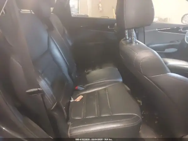 5XYPH4A54KG493932 2019 KIA SORENTO - Image 8