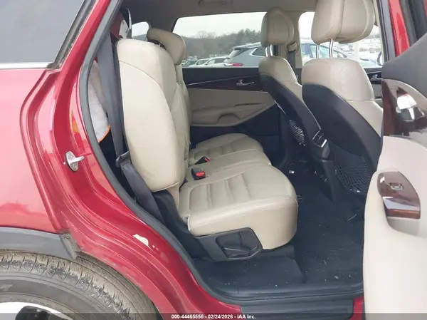 5XYPH4A55GG087584 2016 KIA SORENTO - Image 8