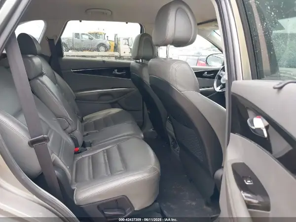 5XYPH4A55GG162302 2016 KIA SORENTO - Image 8