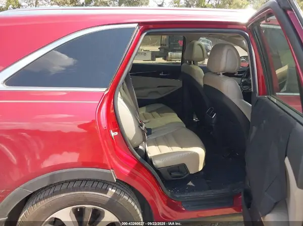 5XYPH4A55GG173798 2016 KIA SORENTO - Image 8