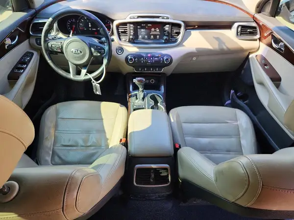 5XYPH4A55HG237050 2017 KIA SORENTO - Image 8