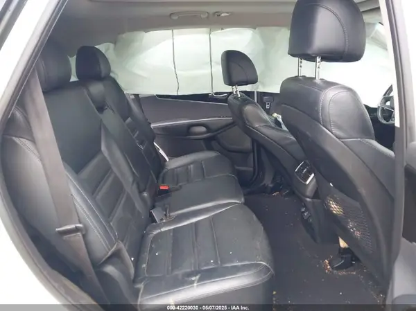 5XYPH4A55HG253166 2017 KIA SORENTO - Image 8