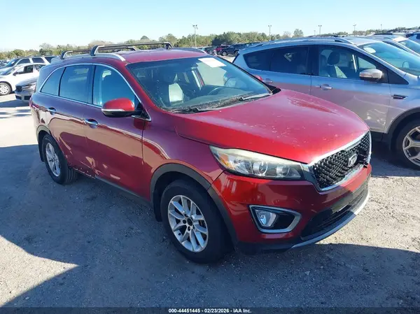 5XYPH4A55HG284918 2017 KIA SORENTO - Image 1