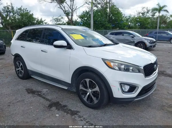 5XYPH4A55HG320767 2017 KIA SORENTO - Image 1