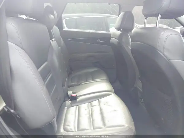 5XYPH4A56GG044193 2016 KIA SORENTO - Image 8
