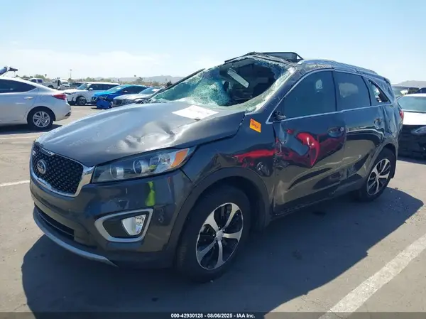5XYPH4A56GG105638 2016 KIA SORENTO - Image 2
