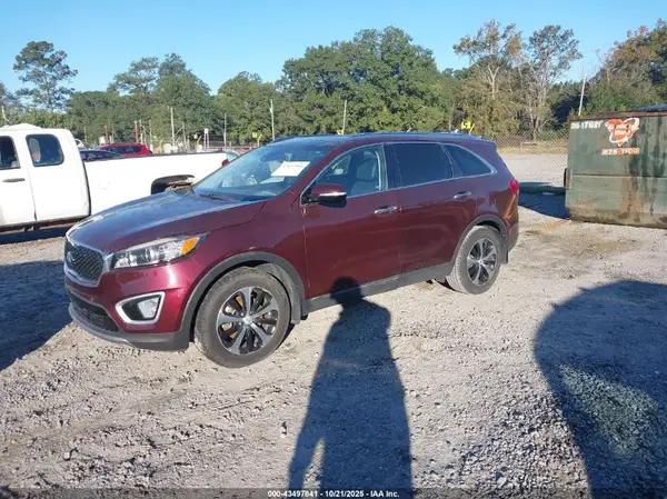 5XYPH4A56HG236957 2017 KIA SORENTO - Image 2