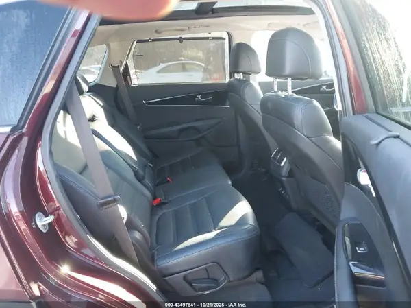 5XYPH4A56HG236957 2017 KIA SORENTO - Image 8